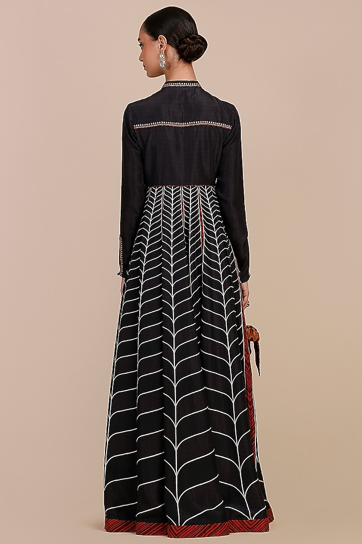 Black Habutai Silk Chevron Printed Bridal Anarkali by JJV.Kapurthala By JJ Valaya at Pernia's Pop Up Shop