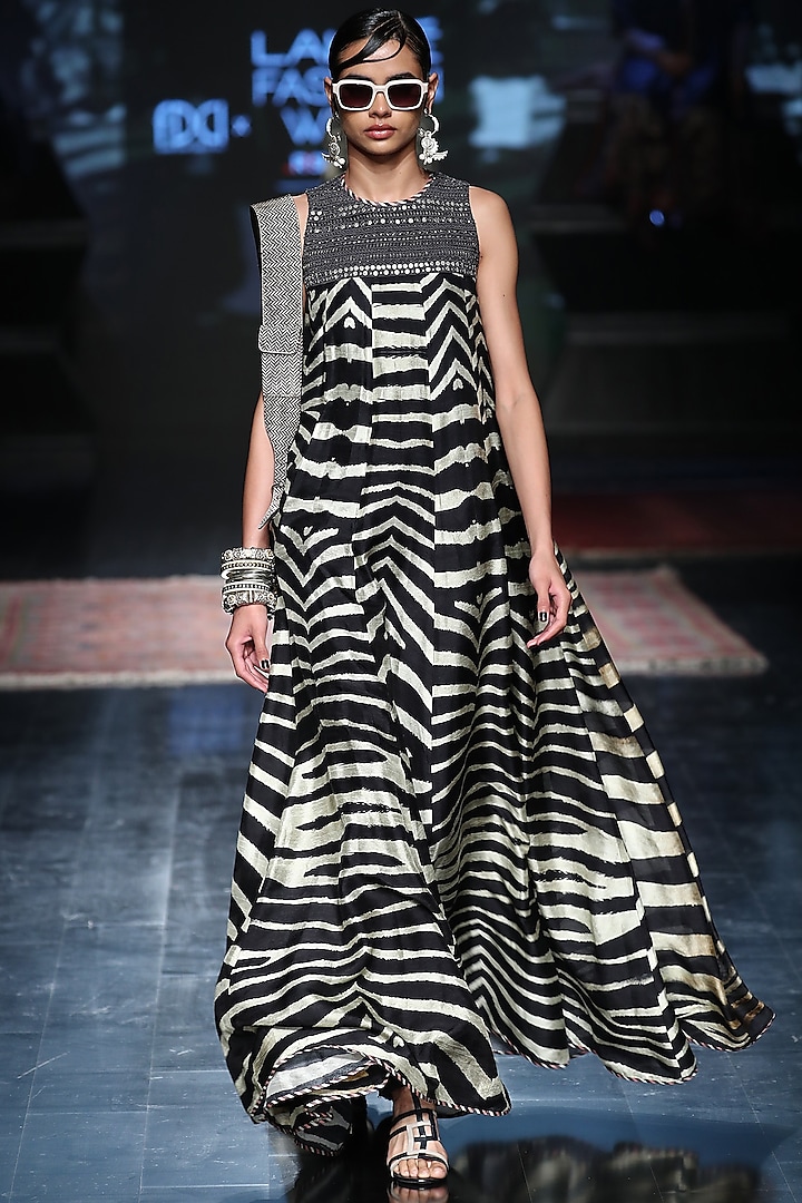 Black Zebra Printed Maxi Dress by JJV.Kapurthala By JJ Valaya