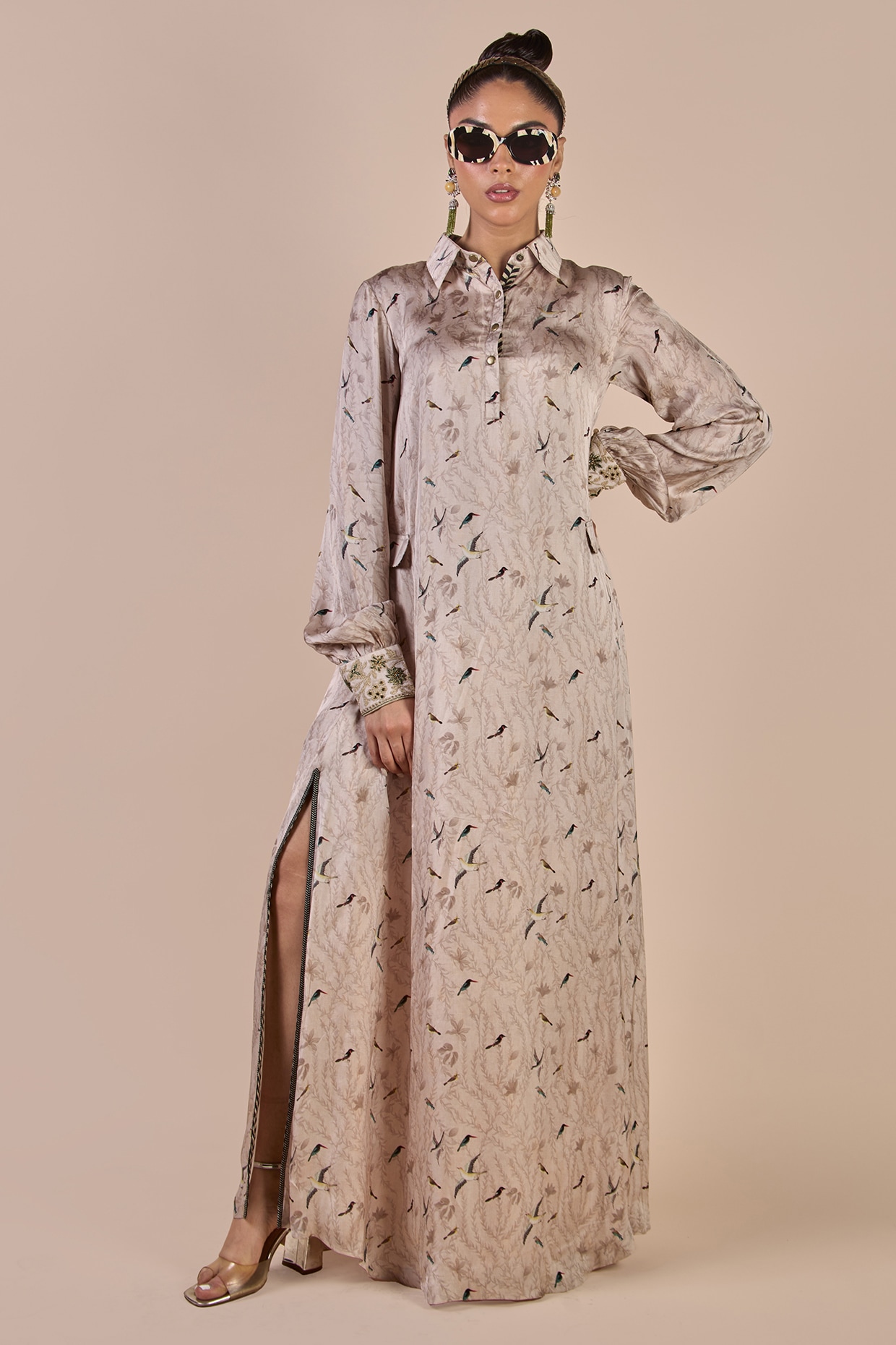 JJV.Kapurthala By JJ Valaya Blush Ivory Viscose Satin Floral Printed Kaftan