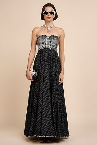 Noir Black Cupro Viscose Sequin Embroidered Maxi Dress by jjv.kapurthala by jj valaya