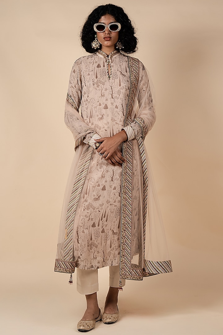 Powder Pink Georgette Floral Printed Tunic Set by JJV.Kapurthala By JJ Valaya at Pernia's Pop Up Shop