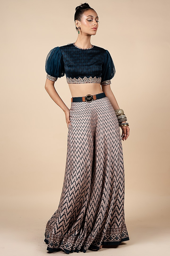 Blush Nugrey Bamberg Silk Geometric Printed Wedding Sharara Set by JJV.Kapurthala By JJ Valaya at Pernia's Pop Up Shop