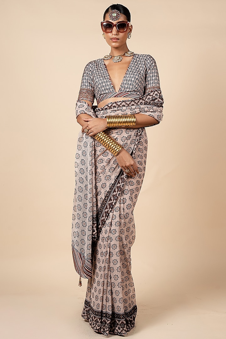 Midnight Blue & Blush Nugrey Dola Silk Printed Saree Set by JJV.Kapurthala By JJ Valaya at Pernia's Pop Up Shop