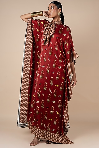 Crimson Red Bamberg Viscose Satin Fauna Printed Kaftan by JJV.Kapurthala By JJ Valaya