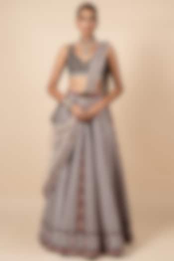 Nugrey Tulle Geometric Printed Stole by JJV.Kapurthala By JJ Valaya at Pernia's Pop Up Shop