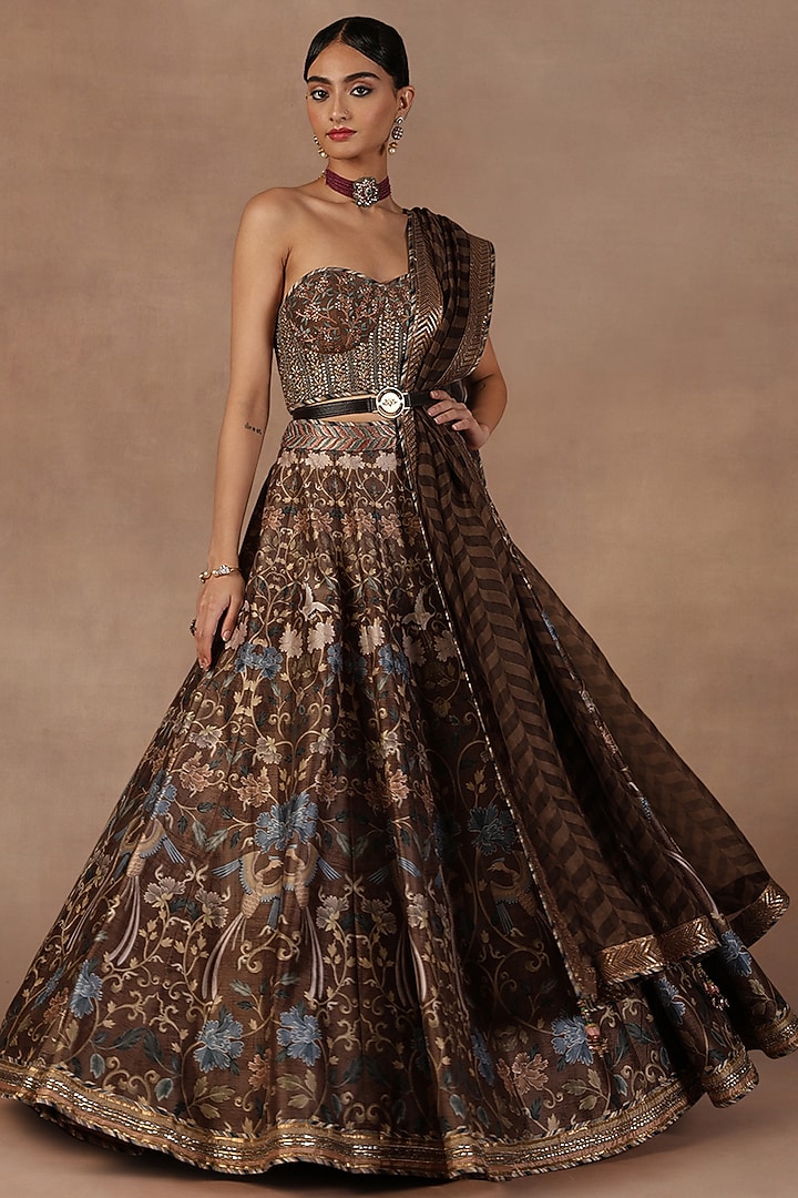 Mocha Brown Silk Resham Embroidered Bridal Lehenga Set by JJ Valaya at Pernia's Pop Up Shop