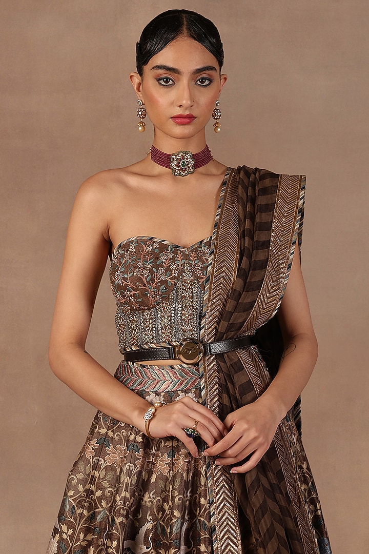 Mocha Brown Silk Resham Embroidered Bridal Lehenga Set by JJ Valaya at Pernia's Pop Up Shop
