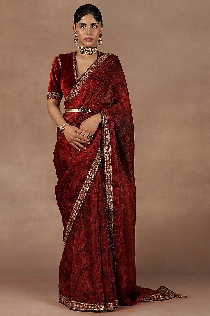 Red Satin Organza Jamwar Printed Reception Saree Set by JJ Valaya at Pernia's Pop Up Shop