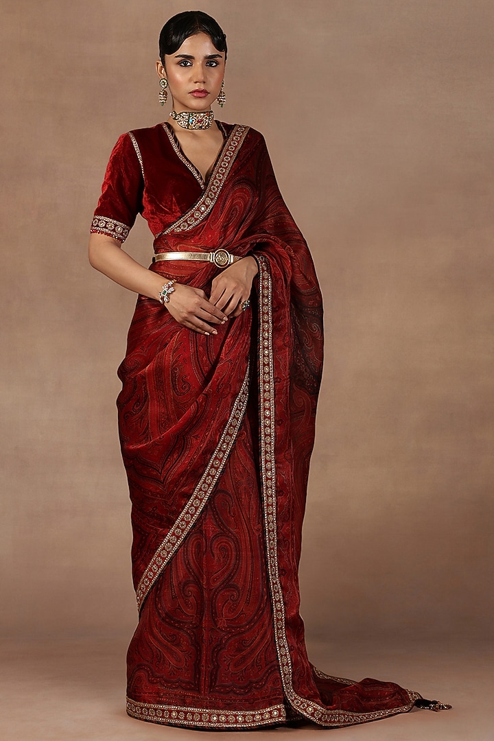 Red Satin Organza Jamwar Printed Reception Saree Set by JJ Valaya at Pernia's Pop Up Shop