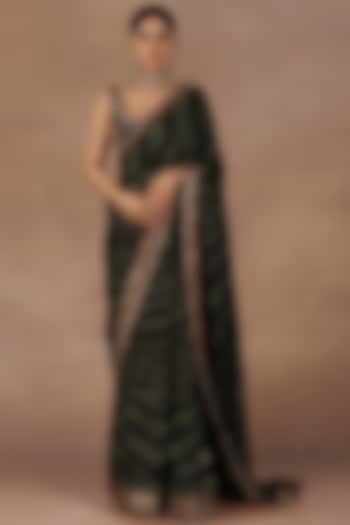 Emerald Green Silk Printed & Gota Work Reception Saree Set by Jj Valaya at Pernia's Pop Up Shop