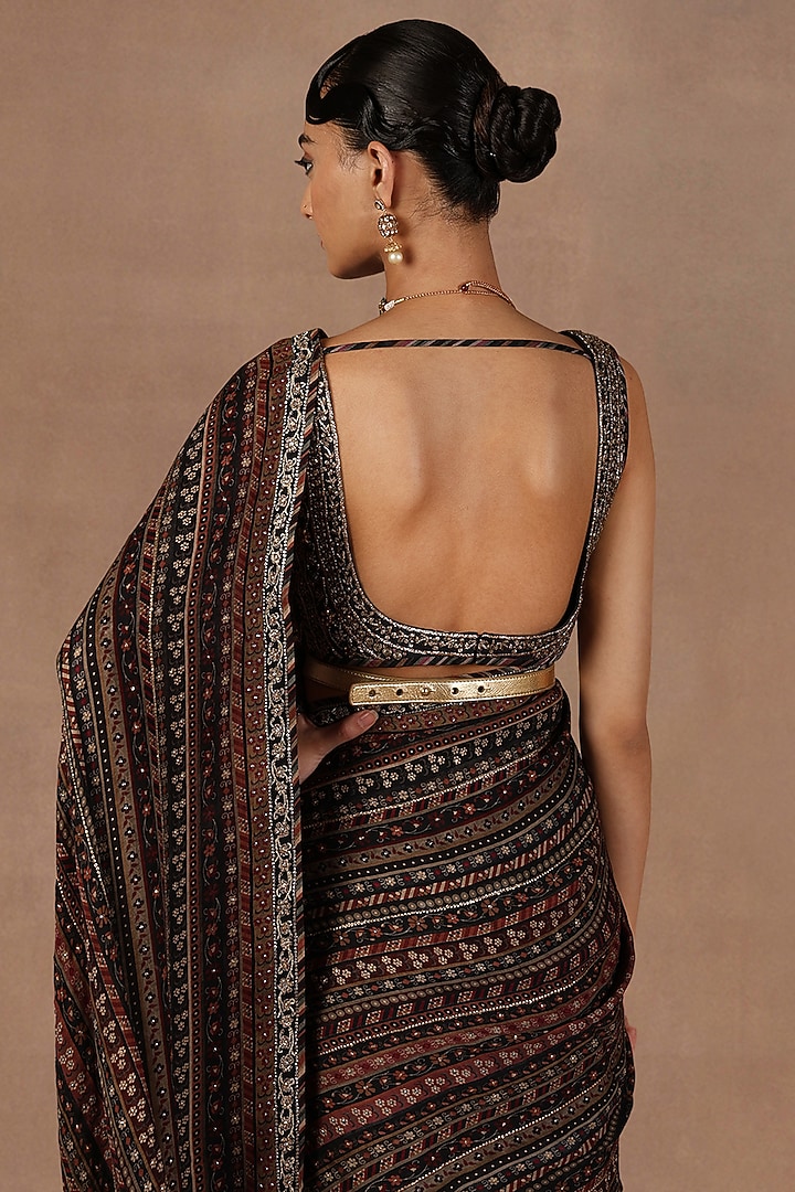Black Crepe Georgette Stripe Printed & Sequins Work Bridal Saree Set by Jj Valaya at Pernia's Pop Up Shop
