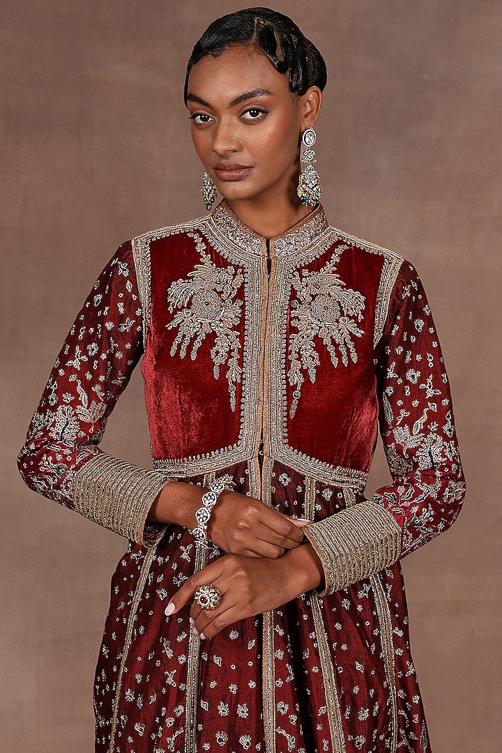 Burgundy Silk Zardosi Embroidered Bridal Anarkali Set by Jj Valaya at Pernia's Pop Up Shop