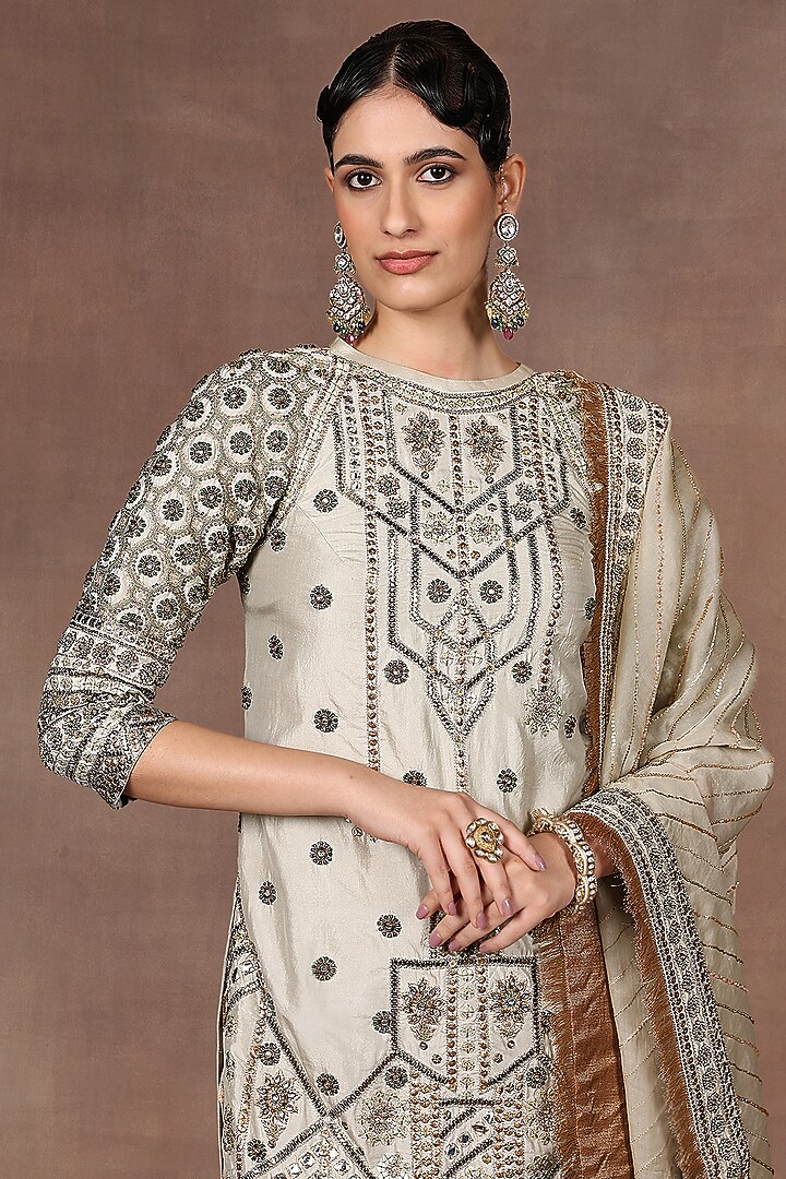 Soft Green Silk Sequins Embroidered Tunic Set by Jj Valaya at Pernia's Pop Up Shop