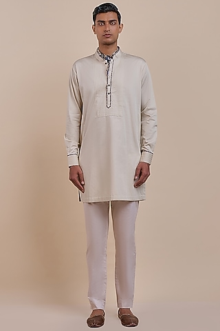 Pearl Ivory Giza Cotton Thread Embroidered Kurta by JJV.Kapurthala By JJ Valaya Men