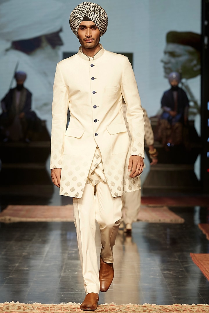 Ivory Ombre Printed Indo Western Jacket by JJV.Kapurthala By JJ Valaya Men at Pernia's Pop Up Shop