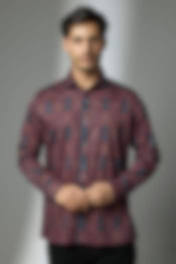 Midnight Blue & Burgundy Giza Cotton Wedding Shirt by JJV.Kapurthala By JJ Valaya Men at Pernia's Pop Up Shop