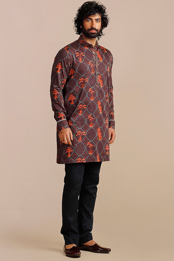 Blue Giza Cotton Printed Kurta by JJV.Kapurthala By JJ Valaya Men at Pernia's Pop Up Shop