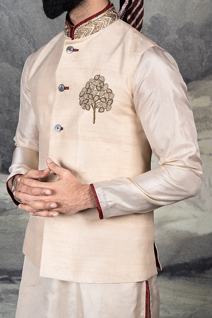 Ivory Raw Silk Beads & Sequins Embroidered Nehru Jacket by JJ Valaya Men at Pernia's Pop Up Shop