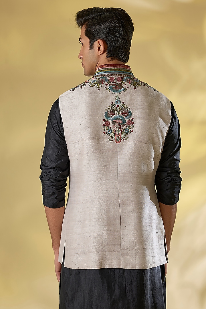 Ivory Raw Silk Resham Embroidered Nehru Jacket by JJ Valaya Men at Pernia's Pop Up Shop