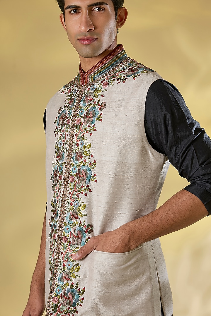 Ivory Raw Silk Resham Embroidered Nehru Jacket by JJ Valaya Men at Pernia's Pop Up Shop