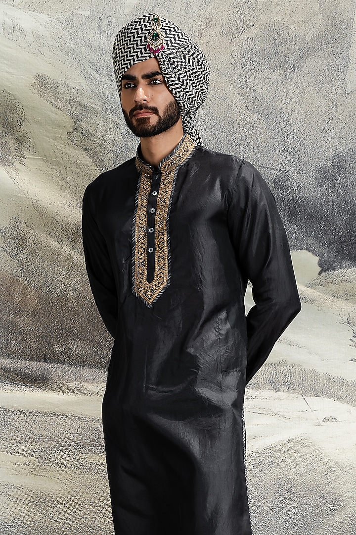 Black Silk Kurta Set by JJ Valaya Men at Pernia's Pop Up Shop