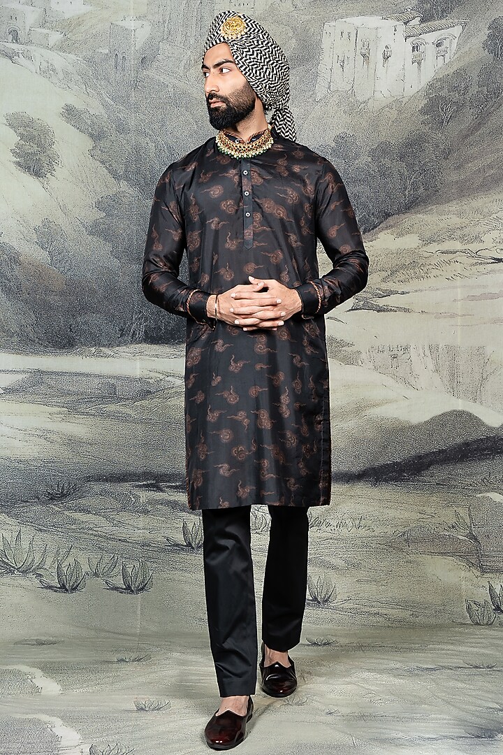 Midnight Blue Silk Kurta Set by JJ Valaya Men at Pernia's Pop Up Shop