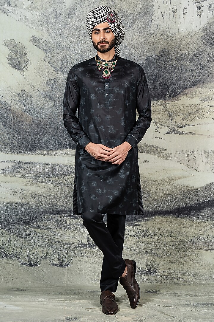 Midnight Blue Silk Kurta Set by JJ Valaya Men at Pernia's Pop Up Shop