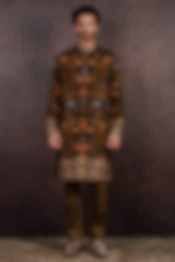 Mustard Silk Printed Kurta Set by JJ Valaya Men at Pernia's Pop Up Shop