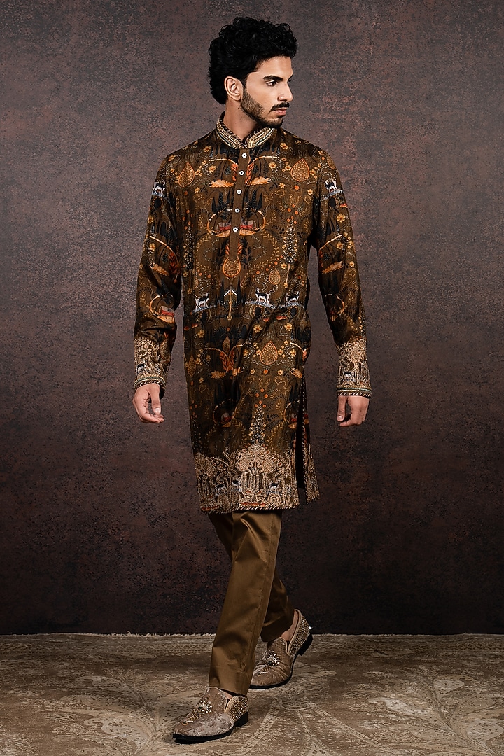 Mustard Silk Printed Kurta Set by JJ Valaya Men at Pernia's Pop Up Shop