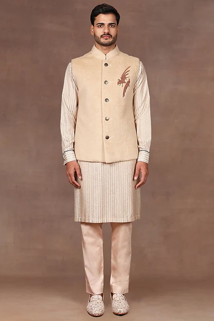 Cream Cashmere Dabka Embroidered Bundi Jacket Set by JJ Valaya Men at Pernia's Pop Up Shop