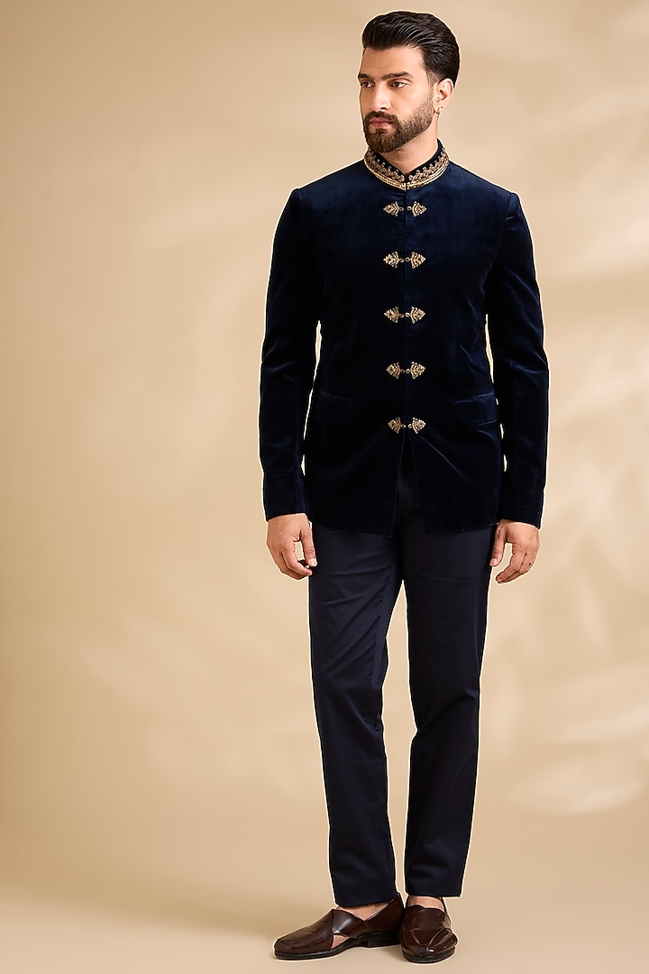 Blue Velvet Embroidered Groom Bandhgala Set by JJ Valaya Men at Pernia's Pop Up Shop