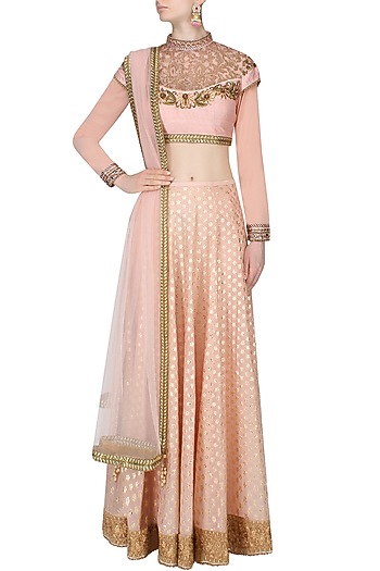 Pink Floral Embroidered And Banarsi Bootas Applique Lehenga Set Available Only At Pernia S Pop Up Shop 2021 The official twitter handle of one of india's most iconic luxury fashion and lifestyle houses. jj valaya