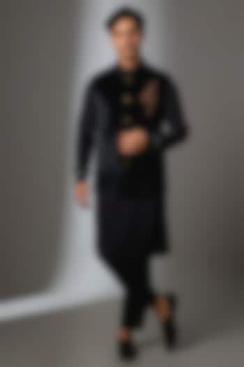 Black Silk Velvet Dabka Work Nehru Jacket Set by JJ Valaya Men at Pernia's Pop Up Shop