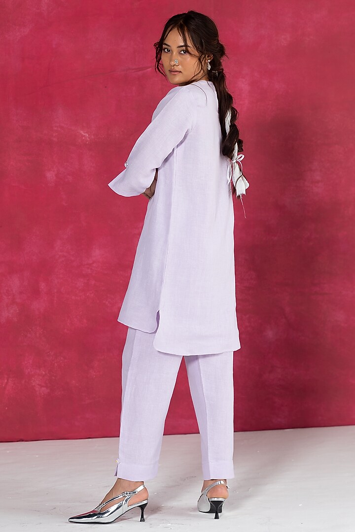 Lilac Linen Bullion Knot Embroidered Kurta Set by Journal by Pranay at Pernia's Pop Up Shop