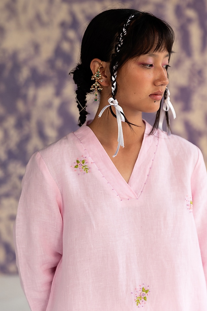 Pastel Pink Linen Bullion Knot Embroidered Kurta Set by Journal by Pranay at Pernia's Pop Up Shop