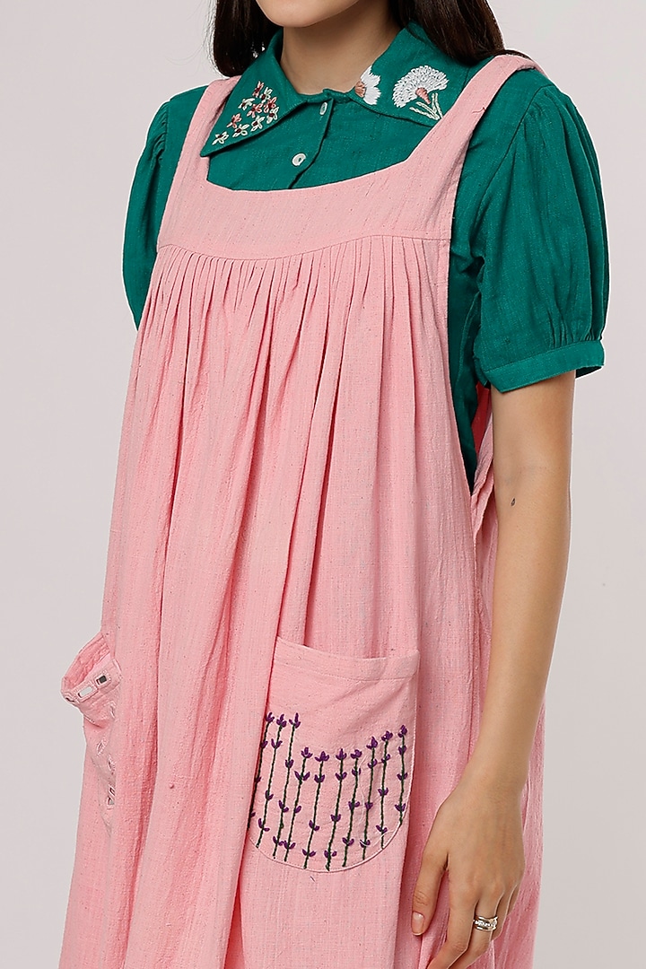 Pink Hand Embroidered Dungaree by Jilmil at Pernia's Pop Up Shop 2026 Pink Hand Embroidered Dungaree by Jilmil at Pernia's Pop Up Shop 2026