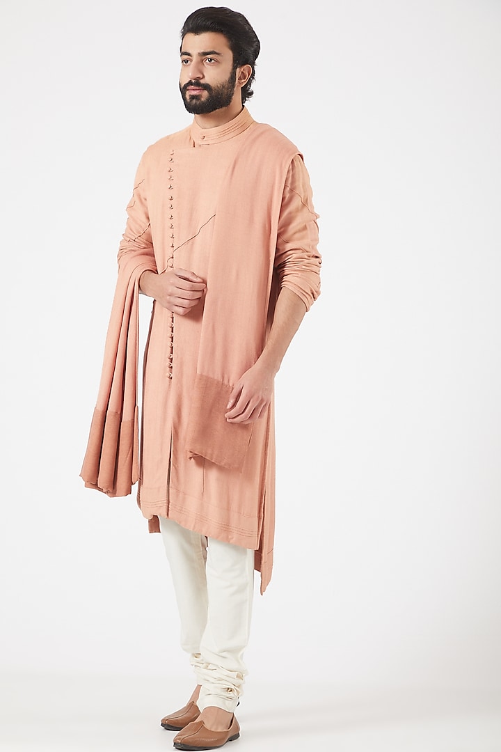 Old Rose Moss Crepe Kurta With Stole by Jatin Malik at Pernia's Pop Up Shop