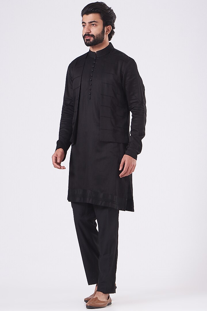 Black Linen Silk Kurta Set by Jatin Malik at Pernia's Pop Up Shop