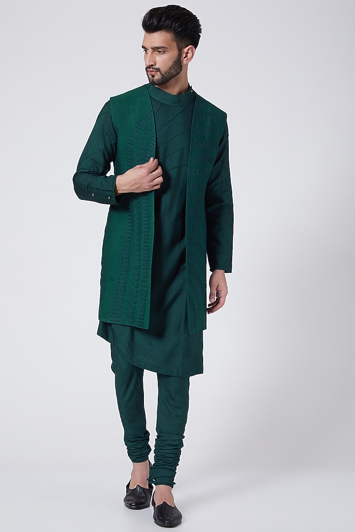 Teal Green Embroidered Kurta Set by Jatin Malik at Pernia's Pop Up Shop