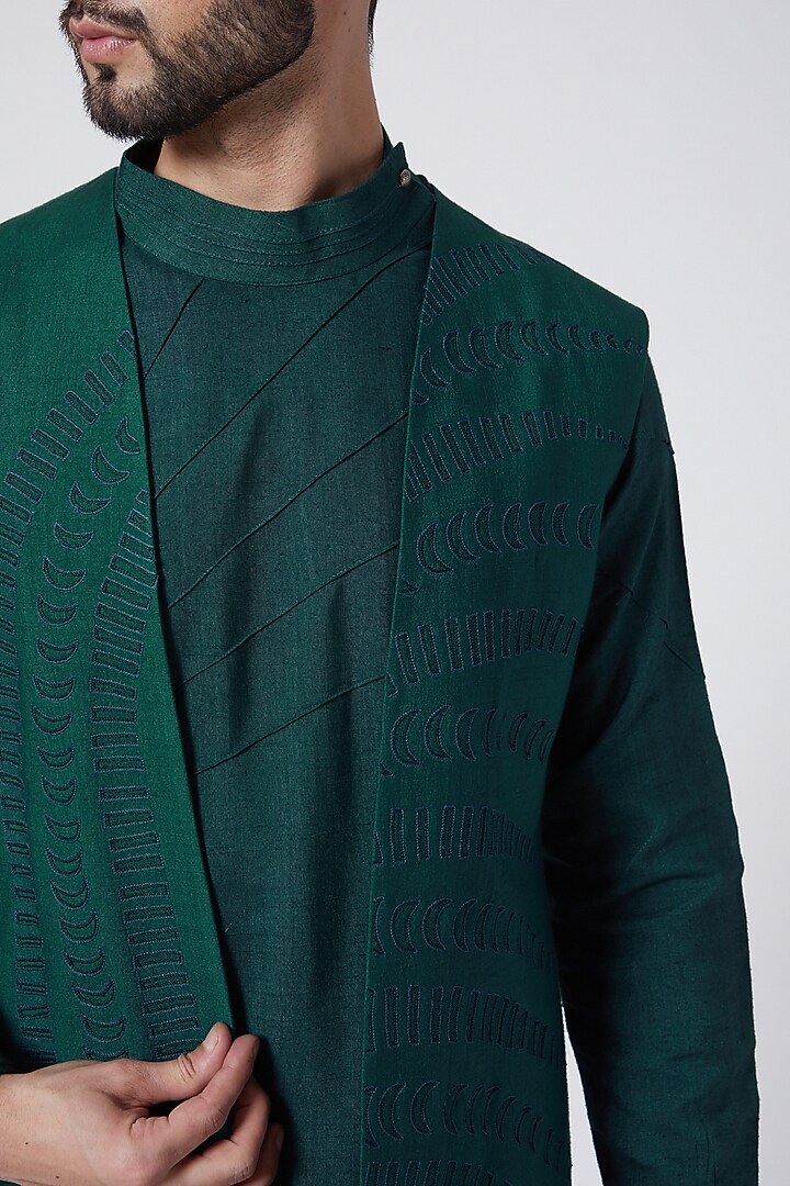 Teal Green Embroidered Kurta Set by Jatin Malik at Pernia's Pop Up Shop
