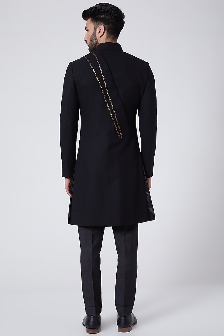 Black Pleated & Embroidered Indo-Western Jacket Set by Jatin Malik at Pernia's Pop Up Shop