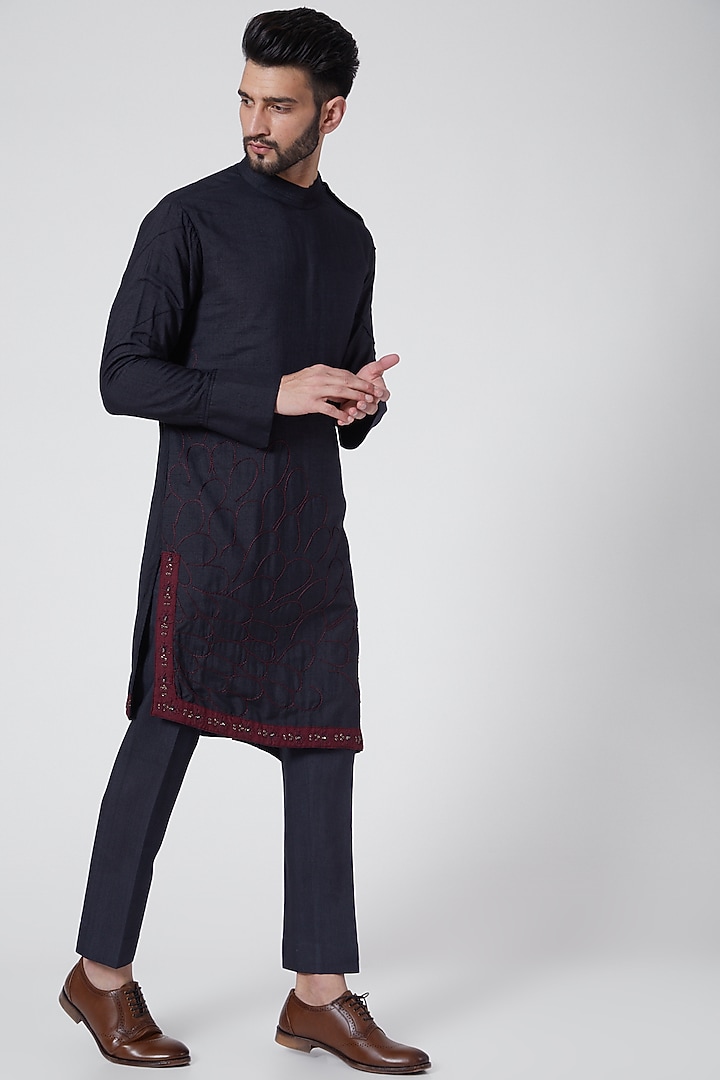 Midnight Blue Embroidered Kurta Set by Jatin Malik at Pernia's Pop Up Shop