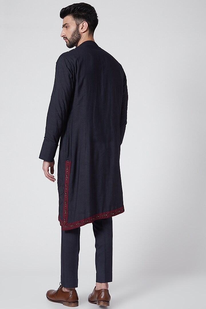 Midnight Blue Embroidered Kurta Set by Jatin Malik at Pernia's Pop Up Shop