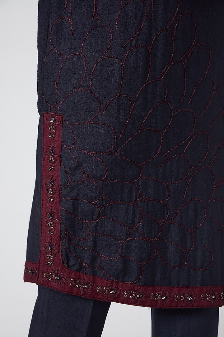Midnight Blue Embroidered Kurta Set by Jatin Malik at Pernia's Pop Up Shop