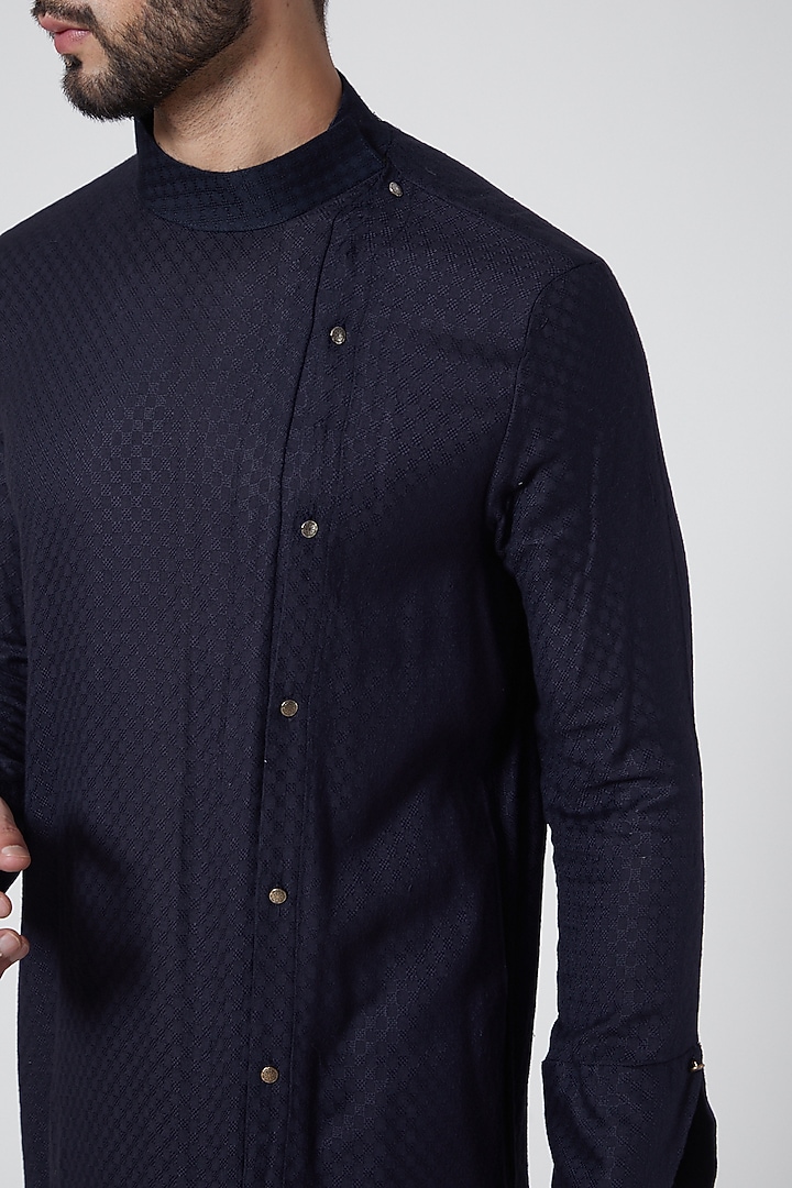 Midnight Blue Kurta Set by Jatin Malik at Pernia's Pop Up Shop