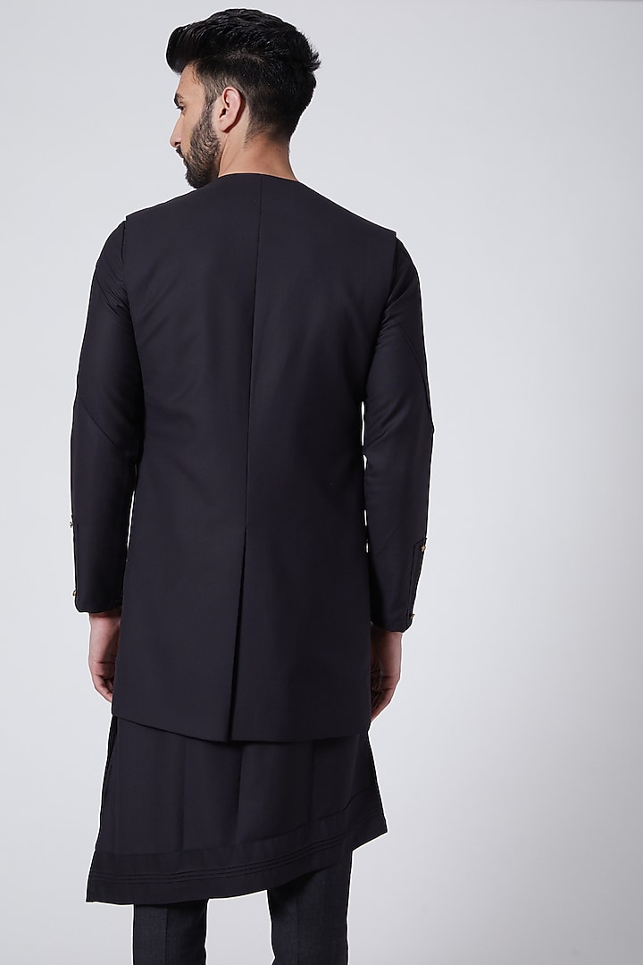 Black Kurta Set With Shrug by Jatin Malik at Pernia's Pop Up Shop