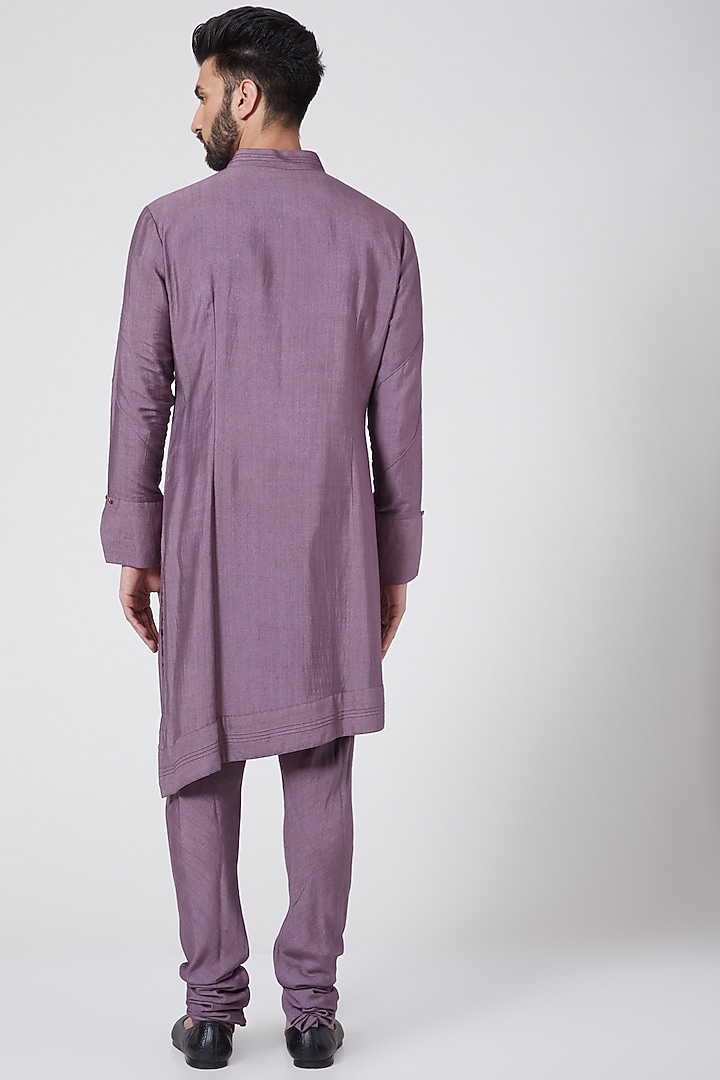 English Purple Slub Silk Asymmetric Kurta Set by Jatin Malik at Pernia's Pop Up Shop