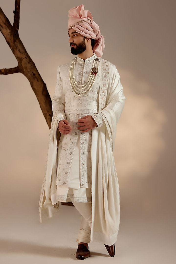 White Linen Silk Silver Zari Hand Embroidered Sherwani Set by Jatin Malik