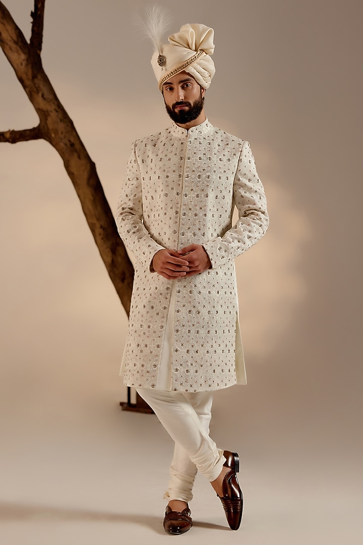 White Linen Silk Jamawar Floral Embroidered Groom Sherwani Set by Jatin Malik at Pernia's Pop Up Shop