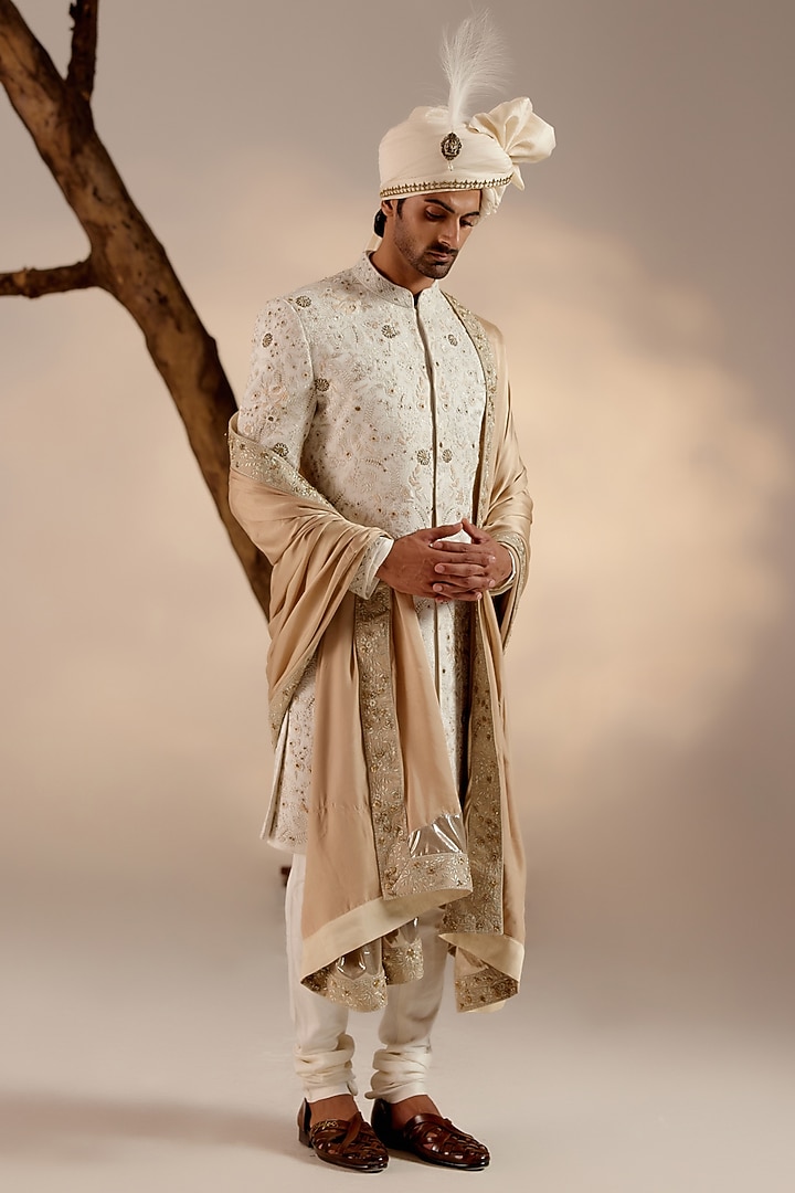 Ivory Linen Silk Dabka & Zari Hand Embroidered Groom Sherwani Set by Jatin Malik at Pernia's Pop Up Shop